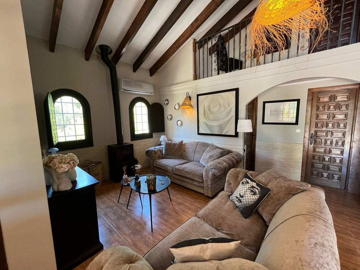Se vende Villa - Chalet de 6 dormitorios en Costa Blanca, Alicante, España