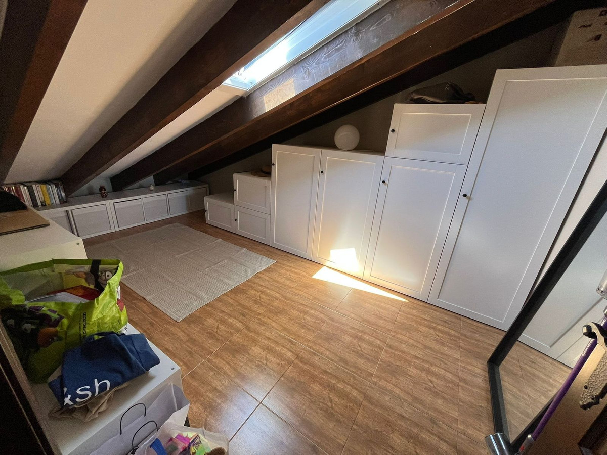 Se vende Villa - Chalet de 6 dormitorios en Costa Blanca, Alicante, España