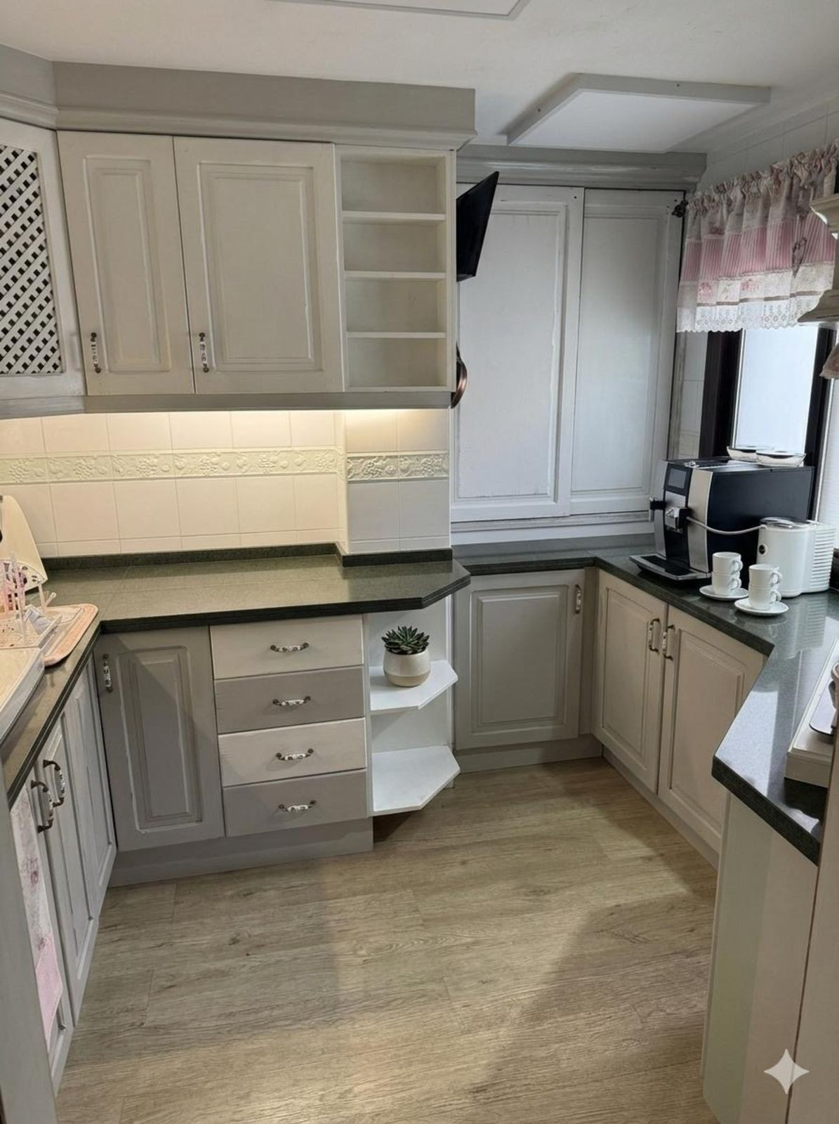 Se vende Apartamento Planta Media de 3 dormitorios en Costa Del Sol, Málaga, España