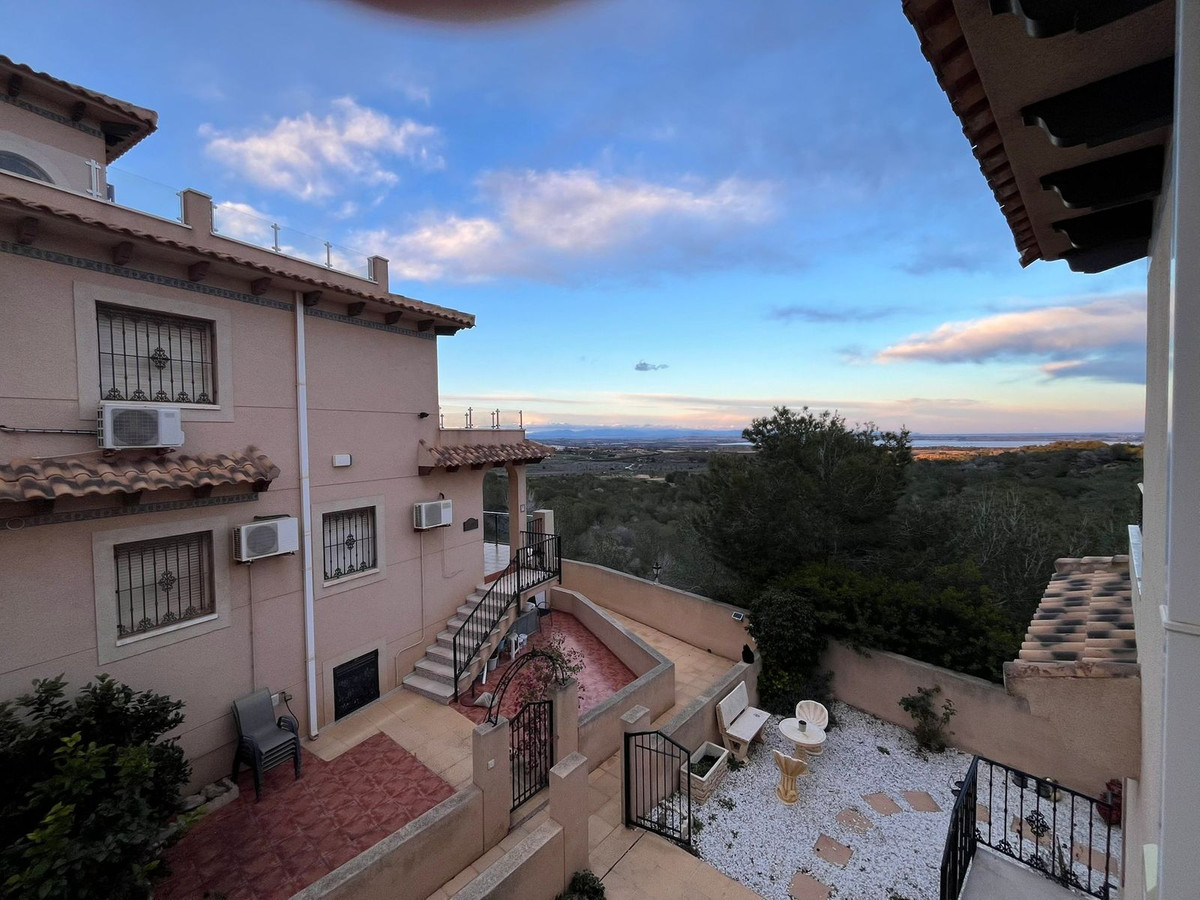 3 Bed Townhouse for sale in Villamartin Costa Blanca, Alicante, Spain