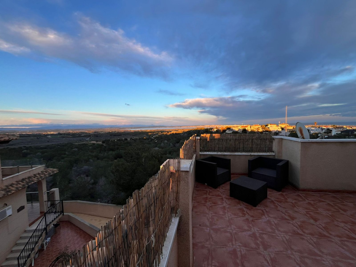 3 Bed Townhouse for sale in Villamartin Costa Blanca, Alicante, Spain