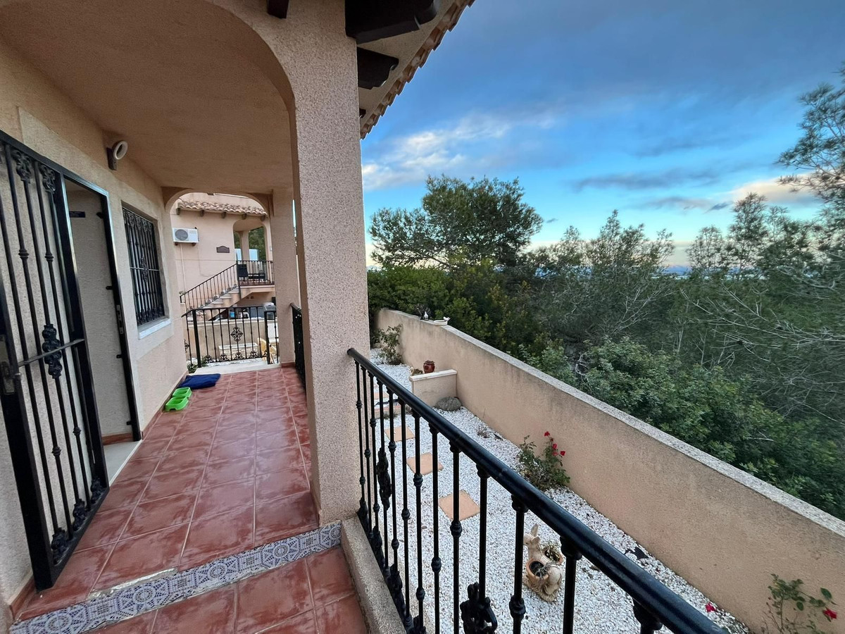 3 Bed Townhouse for sale in Villamartin Costa Blanca, Alicante, Spain