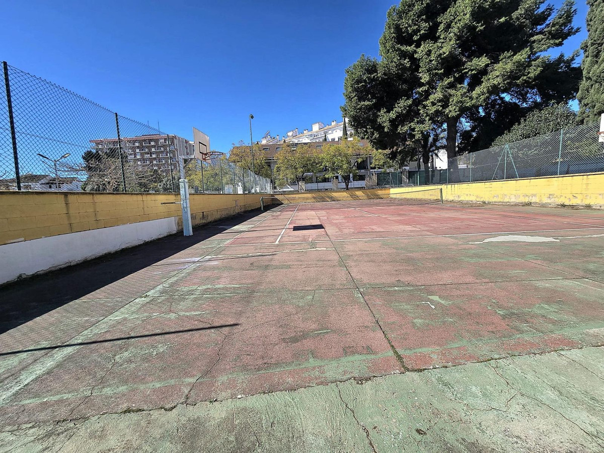 Se vende Apartamento Planta Baja de 3 dormitorios en Costa Del Sol, Málaga, España