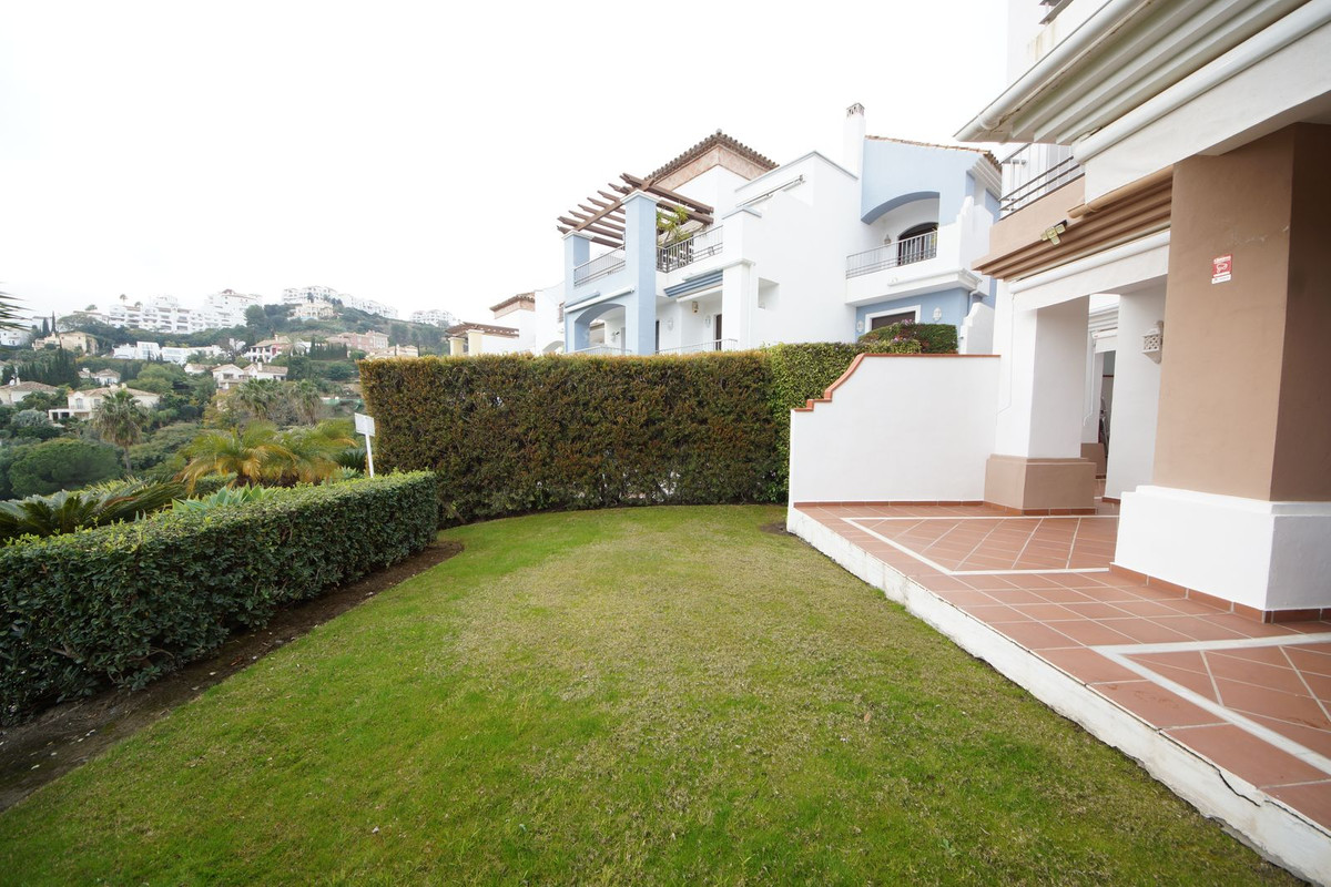 2 Bed Apartment for sale in Los Arqueros Costa Del Sol, Málaga, Spain