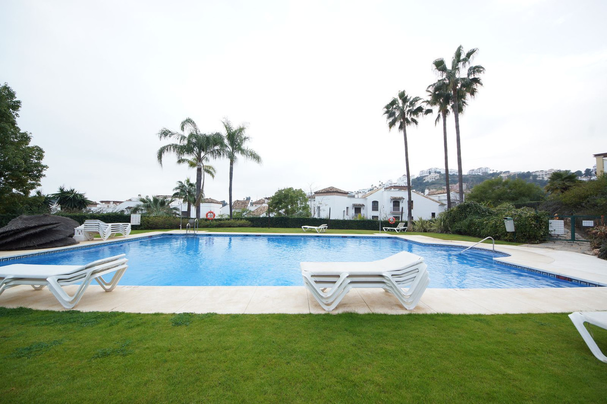 2 Bed Apartment for sale in Los Arqueros Costa Del Sol, Málaga, Spain