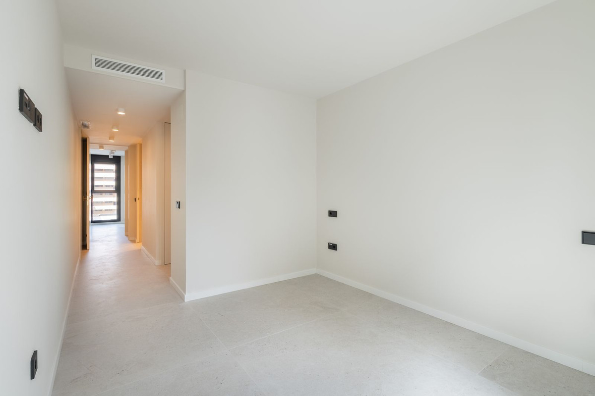 3 Bed Apartment for sale in Marbella Costa Del Sol, Málaga, Spain