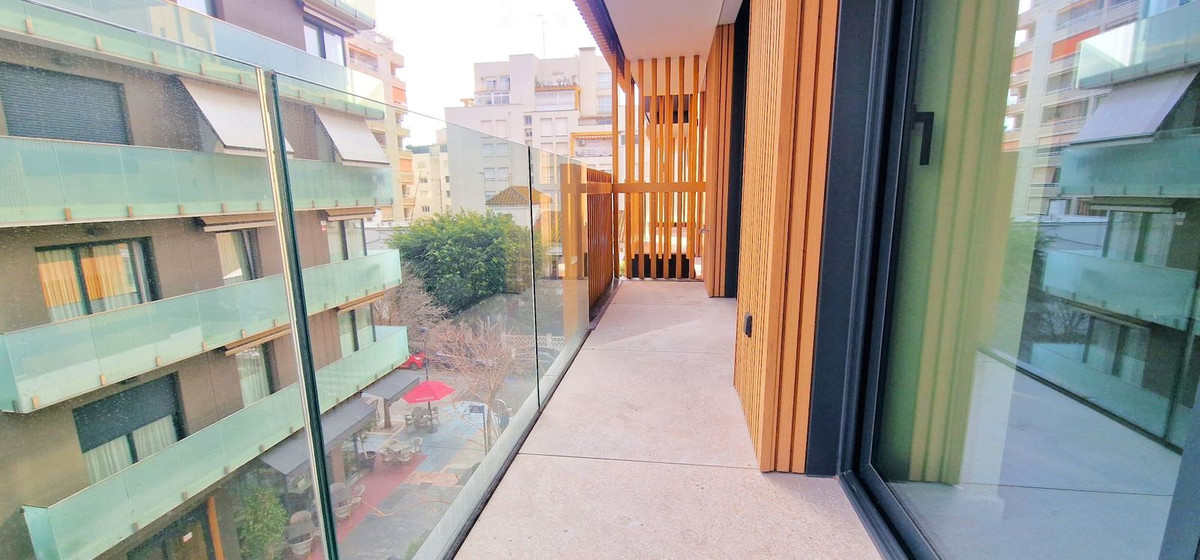 3 Bed Apartment for sale in Marbella Costa Del Sol, Málaga, Spain