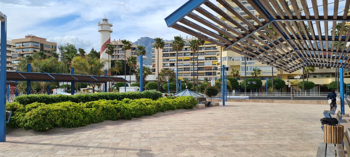 3 Bed Apartment for sale in Marbella Costa Del Sol, Málaga, Spain