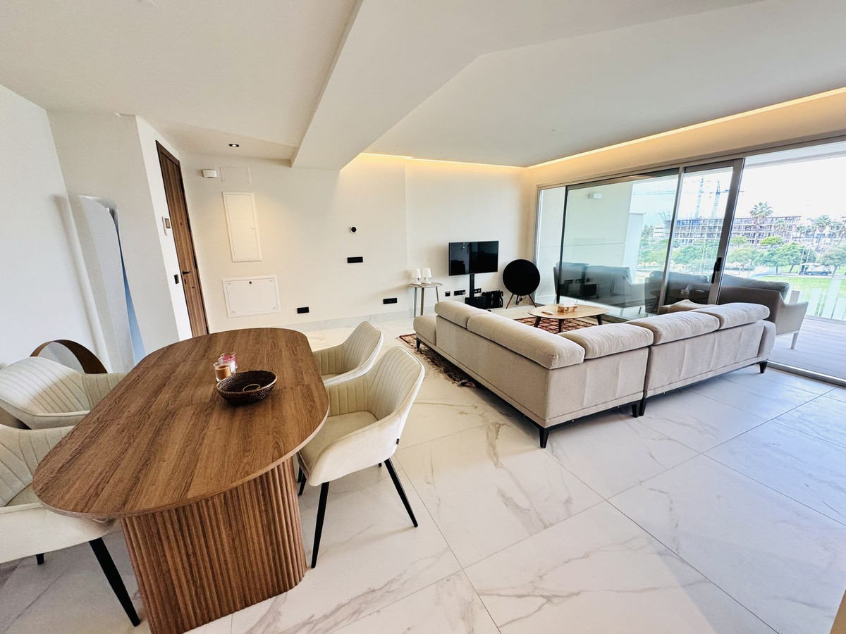 2 Bed Apartment for sale in San Pedro De Alcántara Costa Del Sol, Málaga, Spain