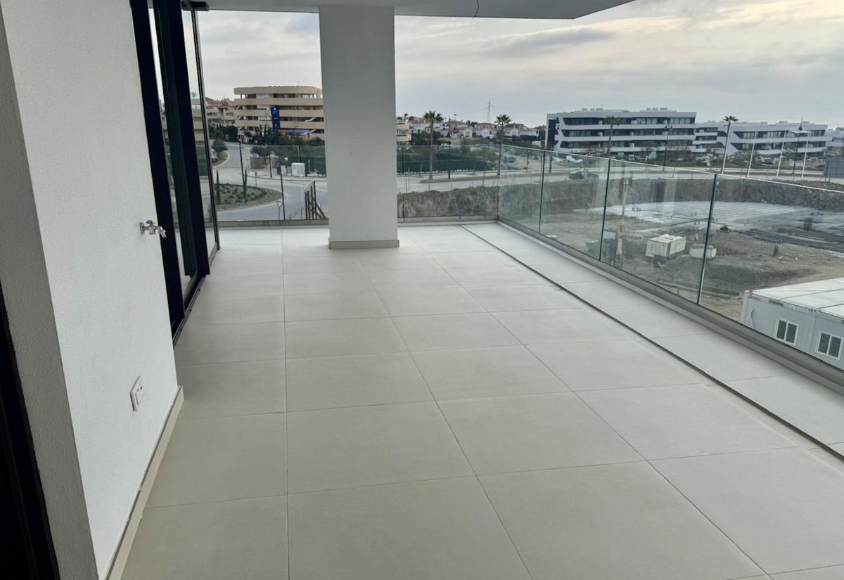 3 Bed Apartment for sale in Fuengirola Costa Del Sol, Málaga, Spain