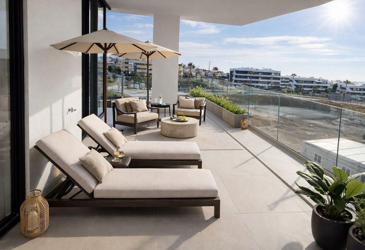 3 Bed Apartment for sale in Fuengirola Costa Del Sol, Málaga, Spain