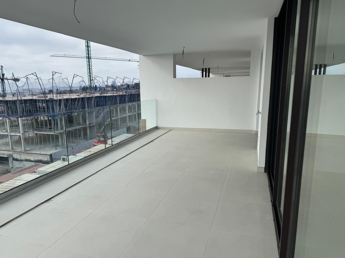3 Bed Apartment for sale in Fuengirola Costa Del Sol, Málaga, Spain