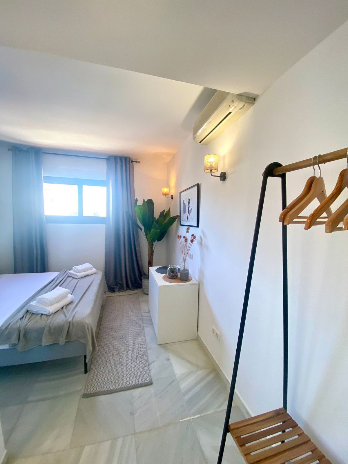 6 Bed Townhouse for sale in Nueva Andalucía Costa Del Sol, Málaga, Spain