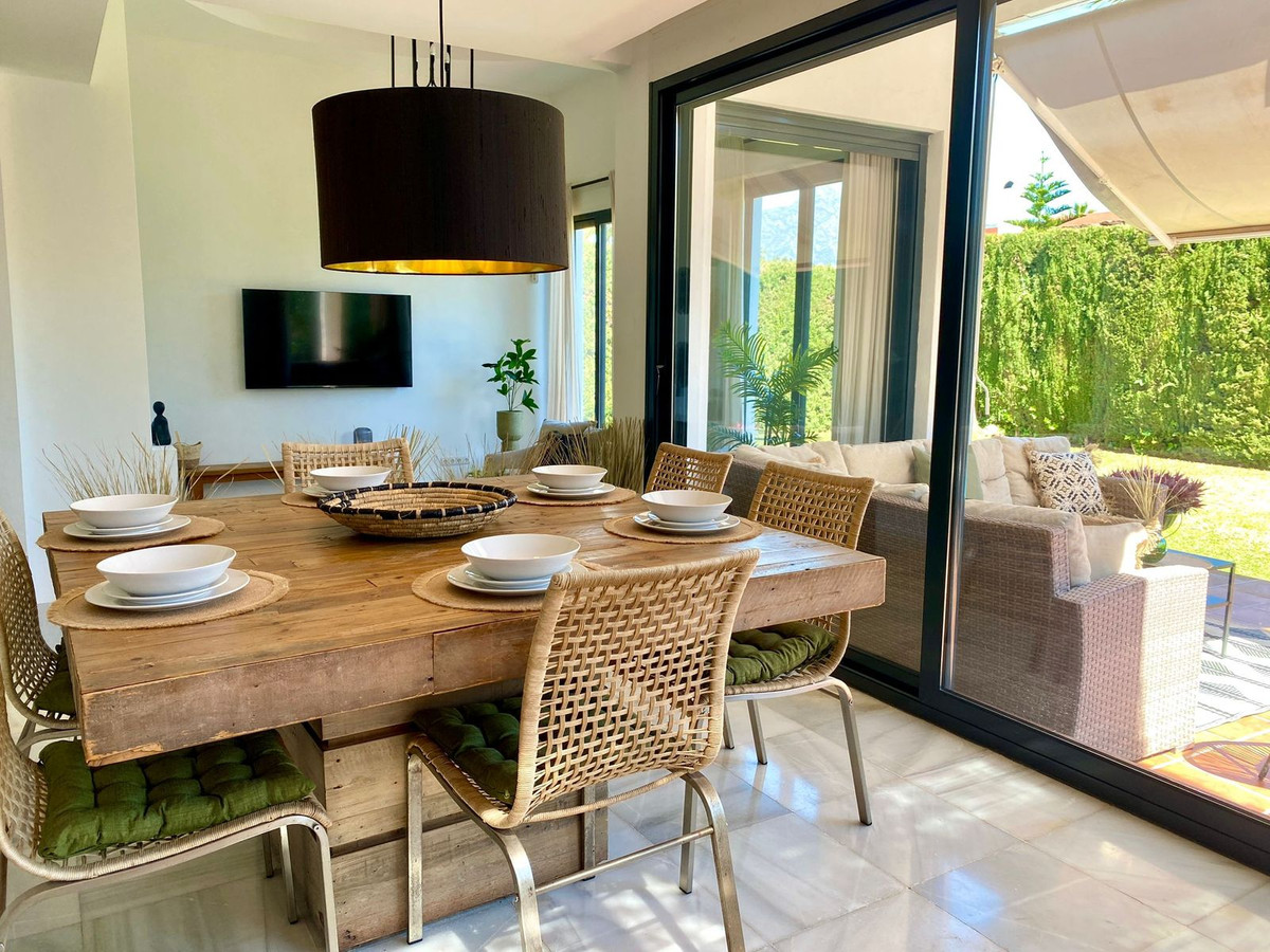 6 Bed Townhouse for sale in Nueva Andalucía Costa Del Sol, Málaga, Spain