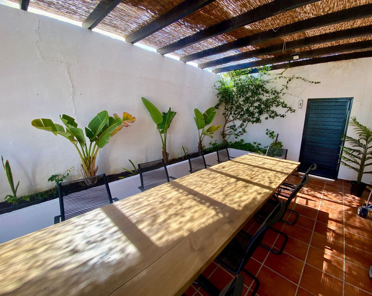 6 Bed Townhouse for sale in Nueva Andalucía Costa Del Sol, Málaga, Spain