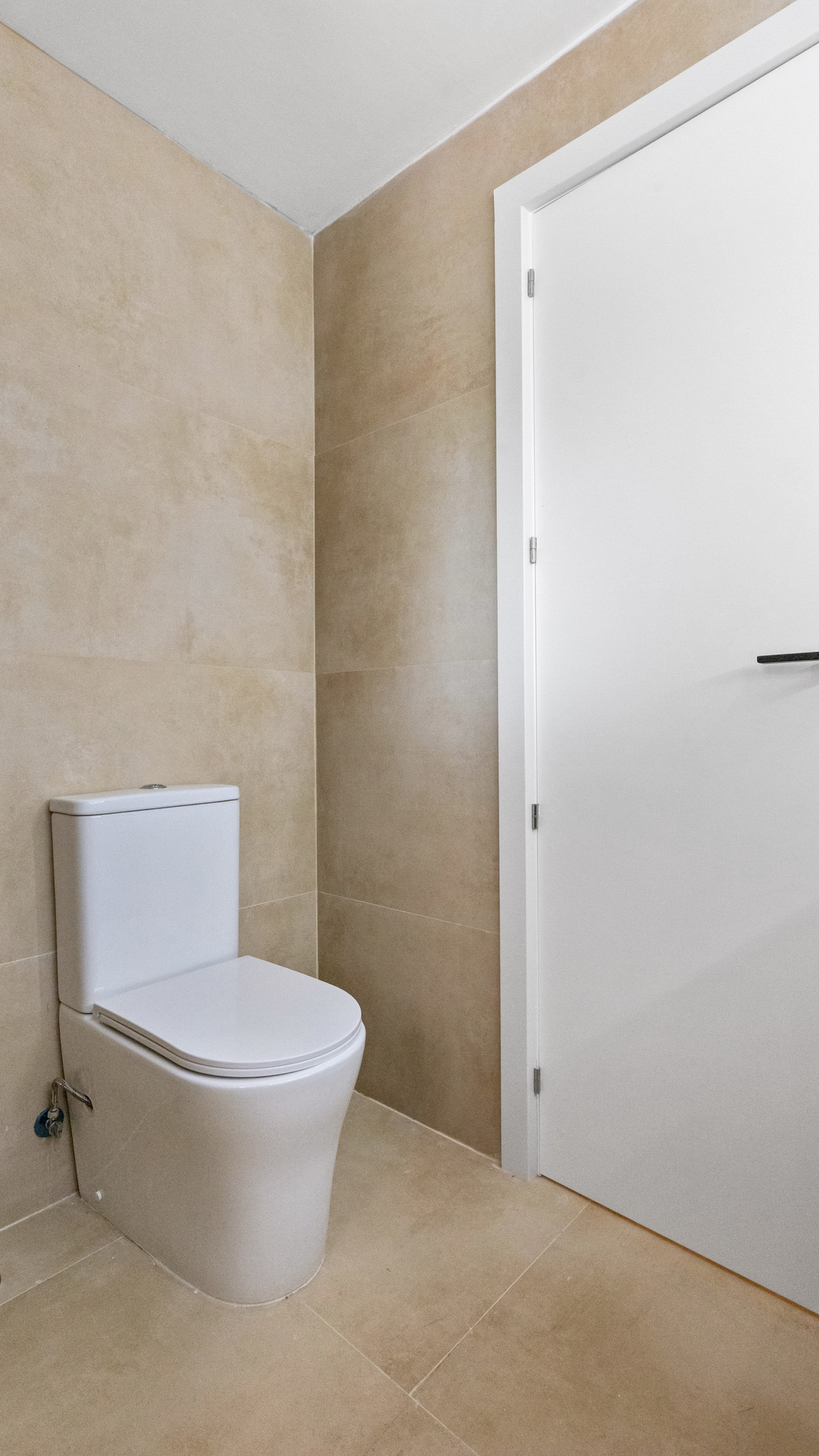 3 Bed Apartment for sale in Nueva Andalucía Costa Del Sol, Málaga, Spain