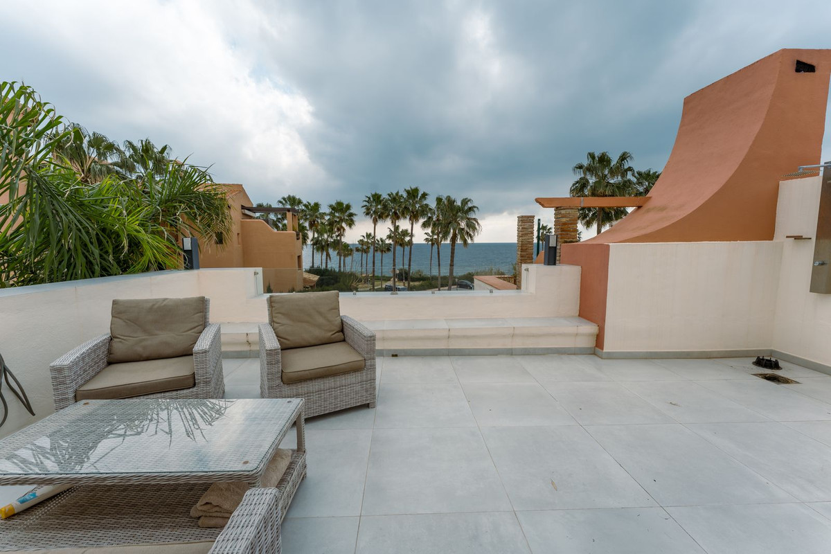 4 Bed Townhouse for sale in New Golden Mile Costa Del Sol, Málaga, Spain