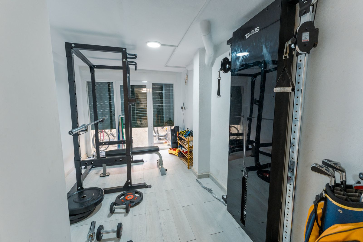 4 Bed Townhouse for sale in New Golden Mile Costa Del Sol, Málaga, Spain