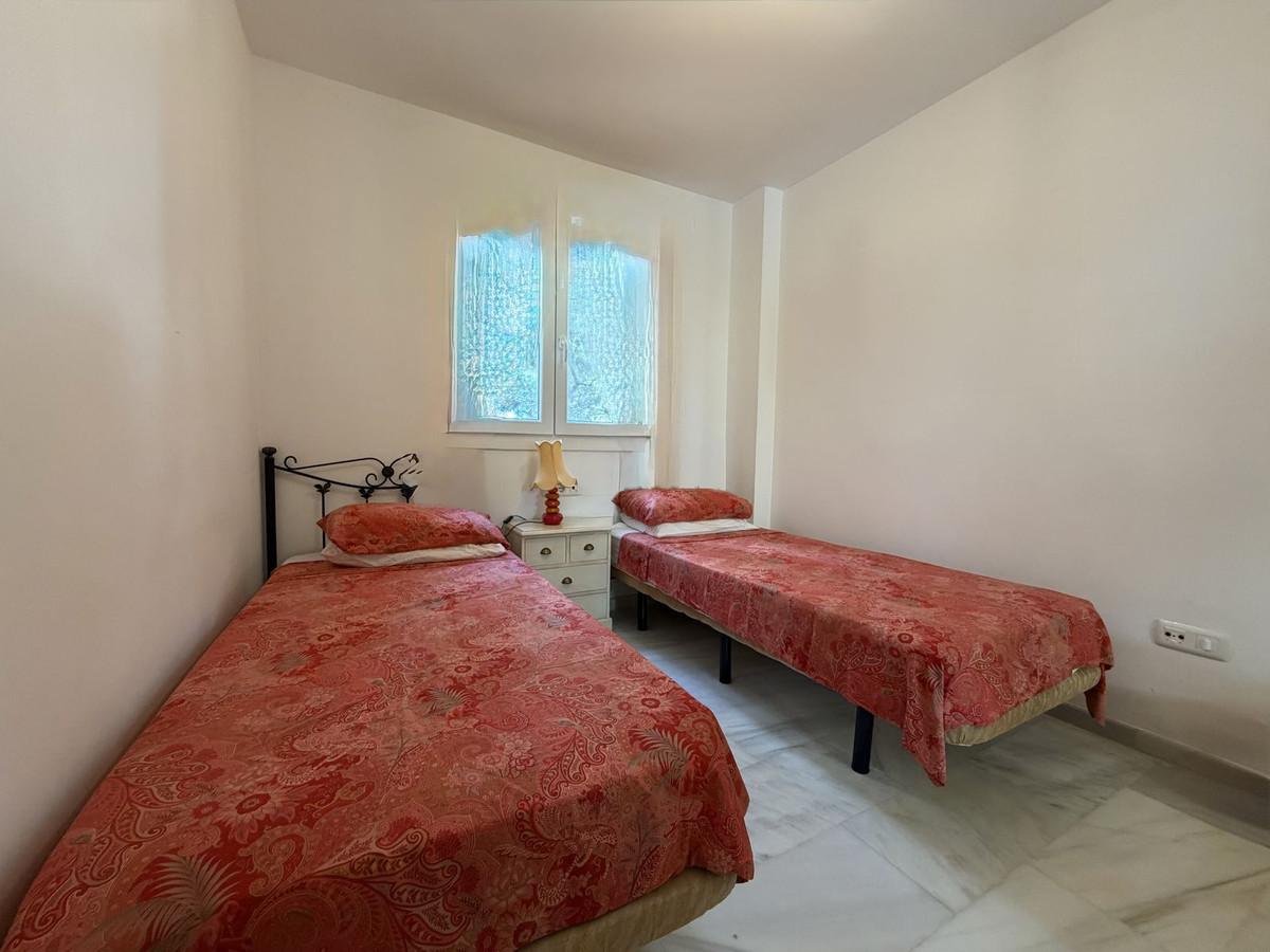 2 Bed Apartment for sale in Calahonda Costa Del Sol, Málaga, Spain