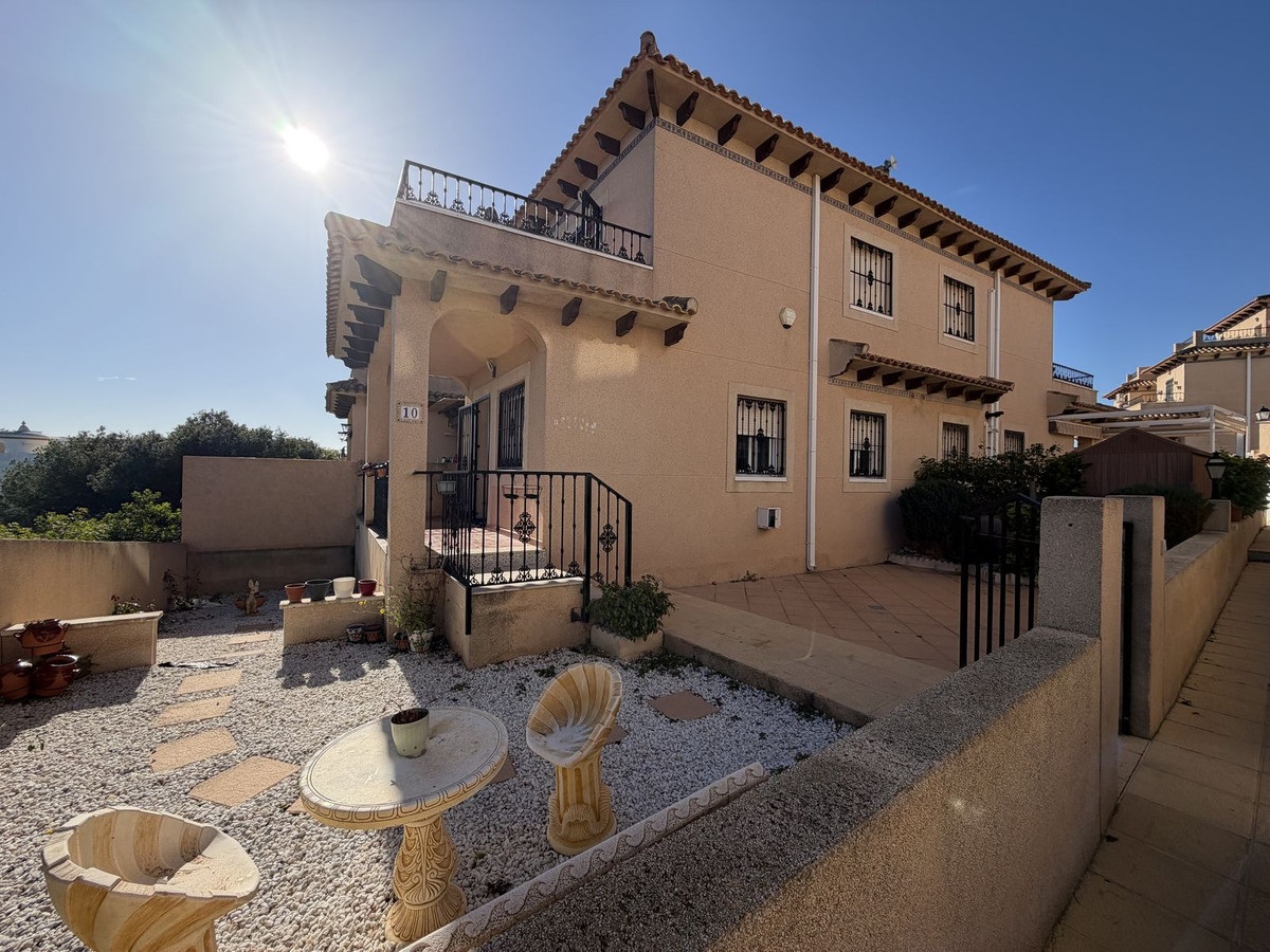 3 Bed Townhouse for sale in Orihuela Costa Costa Blanca, Alicante, Spain