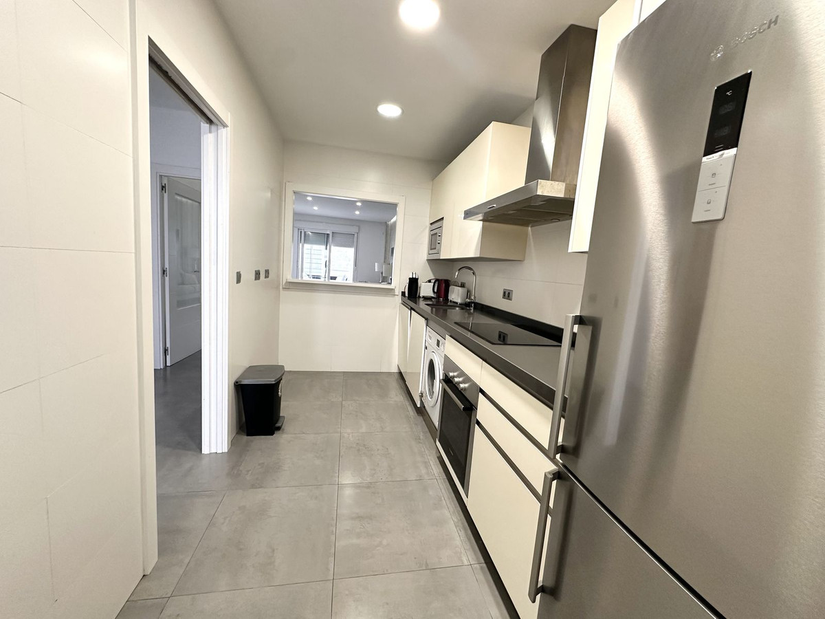 2 Bed Apartment for sale in Nueva Andalucía Costa Del Sol, Málaga, Spain