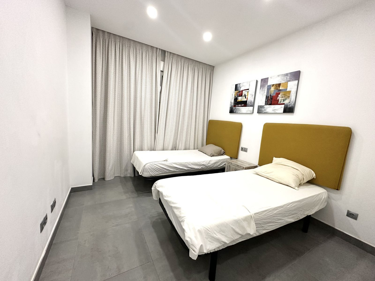 2 Bed Apartment for sale in Nueva Andalucía Costa Del Sol, Málaga, Spain