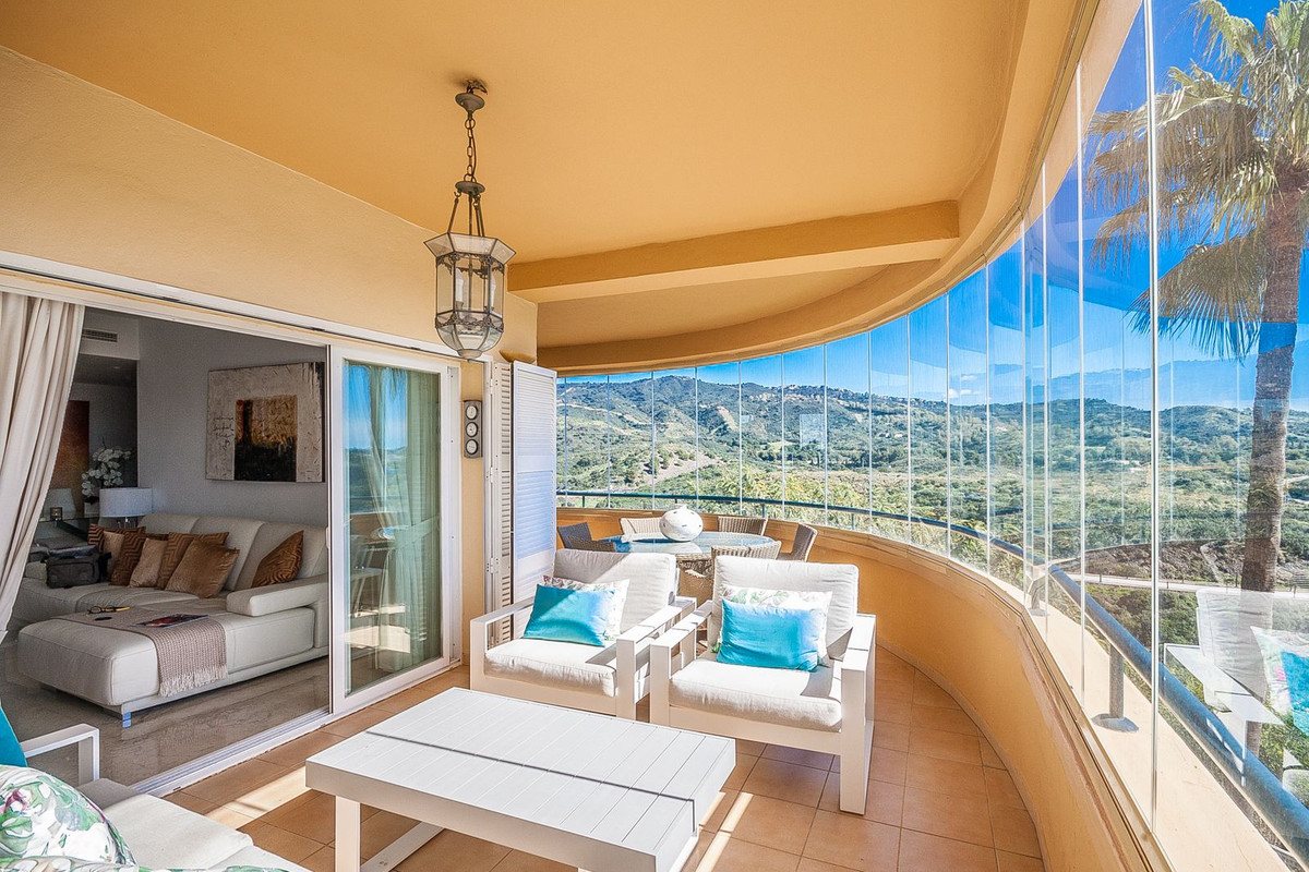 3 Bed Apartment for sale in Elviria Costa Del Sol, Málaga, Spain