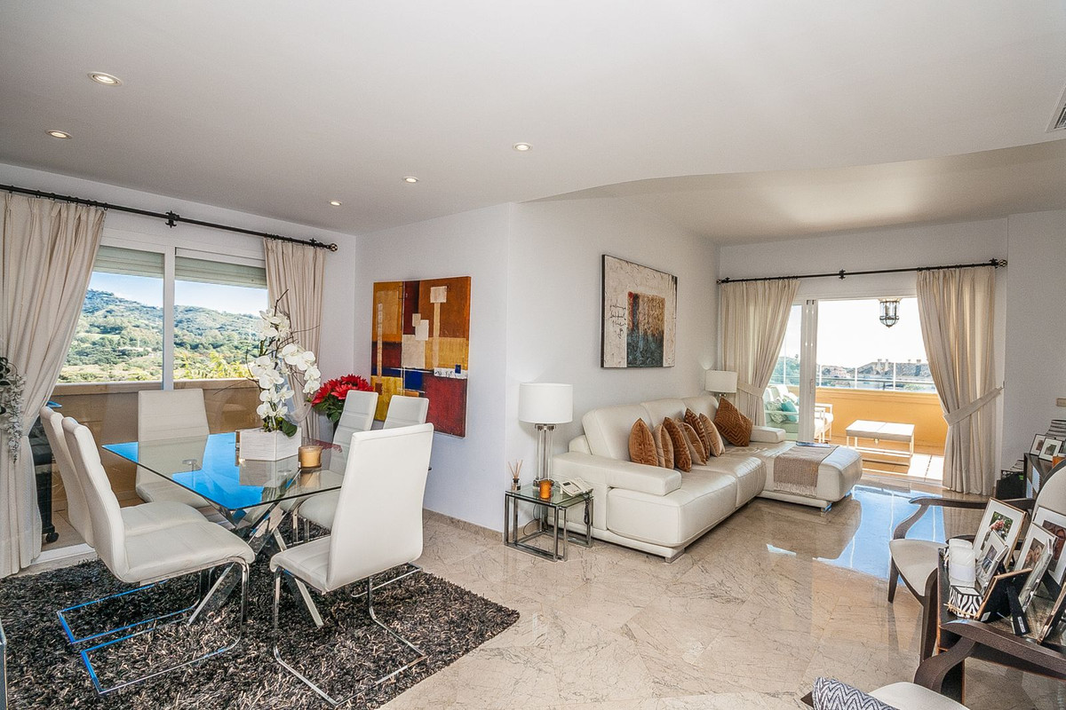 3 Bed Apartment for sale in Elviria Costa Del Sol, Málaga, Spain