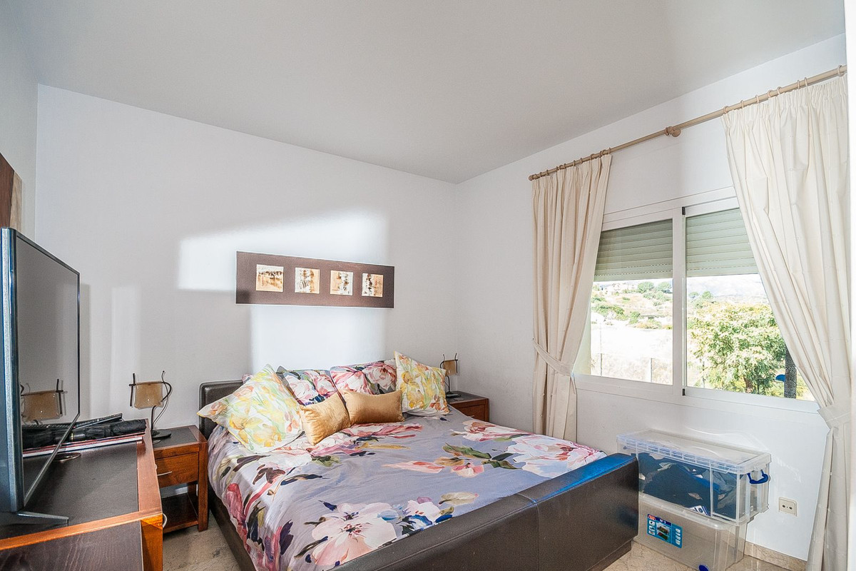3 Bed Apartment for sale in Elviria Costa Del Sol, Málaga, Spain