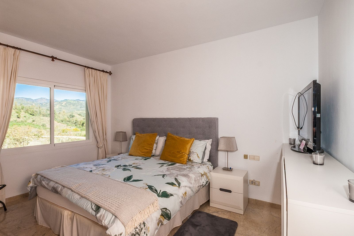 3 Bed Apartment for sale in Elviria Costa Del Sol, Málaga, Spain