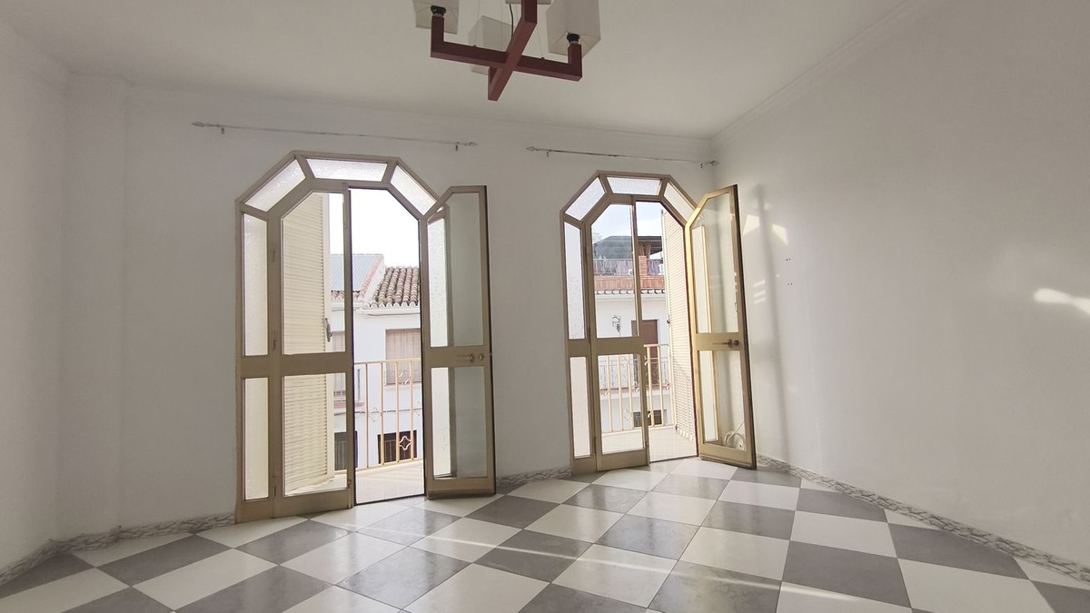 4 Bed Townhouse for sale in Alhaurín El Grande Costa Del Sol, Málaga, Spain