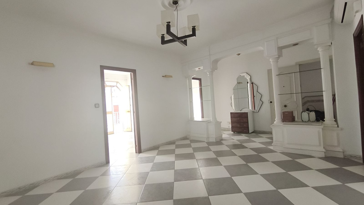 4 Bed Townhouse for sale in Alhaurín El Grande Costa Del Sol, Málaga, Spain