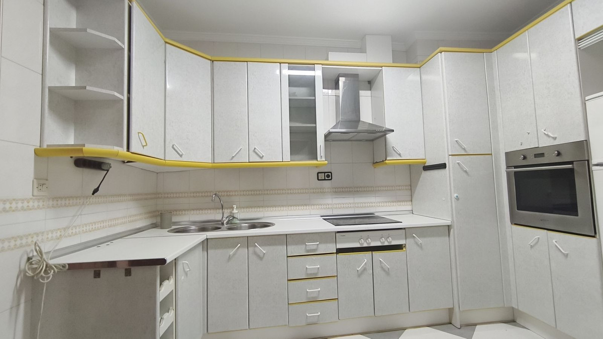 4 Bed Townhouse for sale in Alhaurín El Grande Costa Del Sol, Málaga, Spain