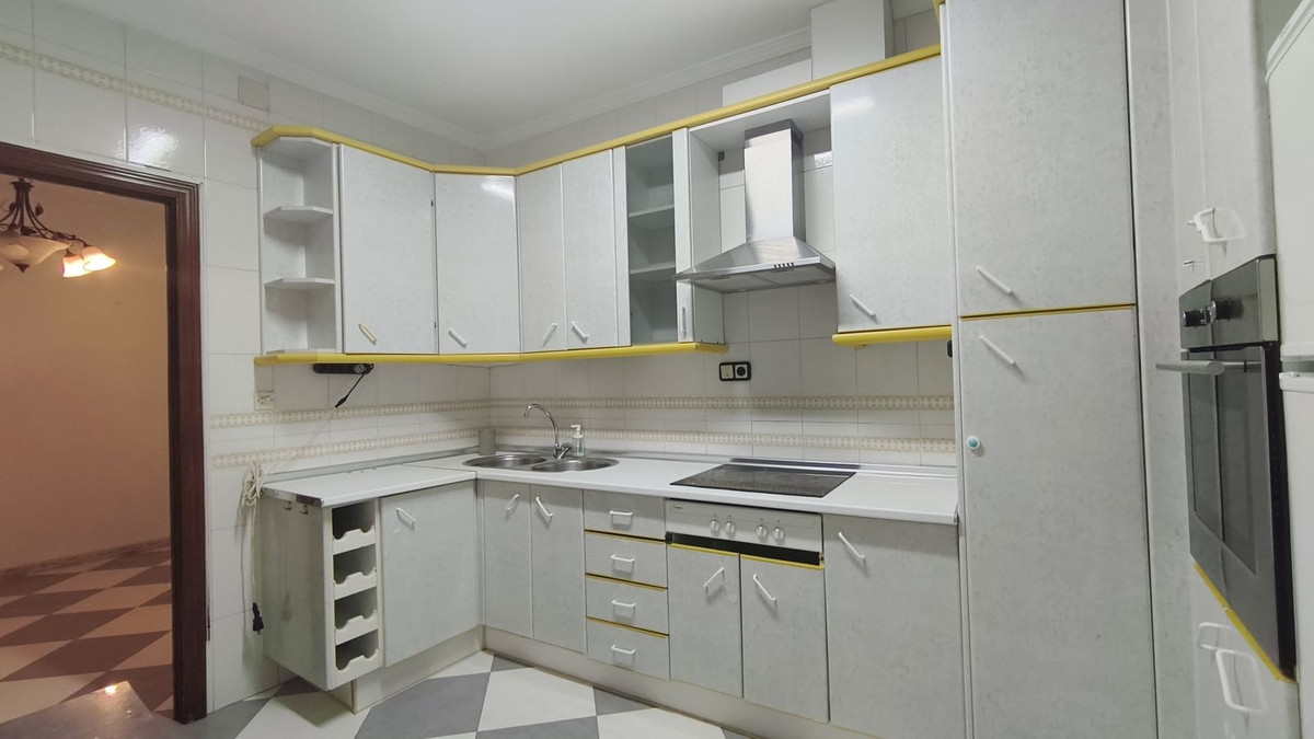 4 Bed Townhouse for sale in Alhaurín El Grande Costa Del Sol, Málaga, Spain