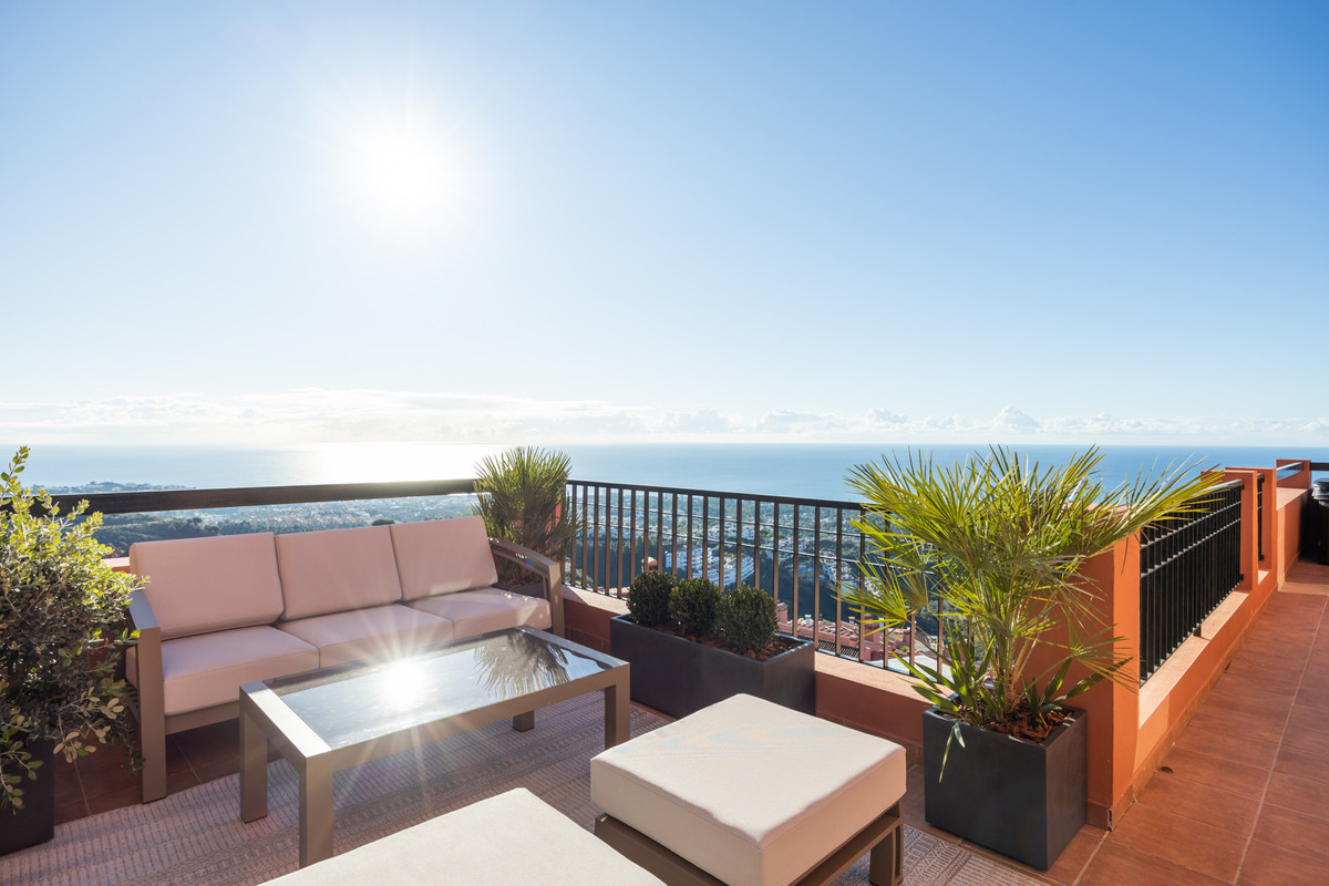 3 Bed Apartment for sale in Mijas Costa Del Sol, Málaga, Spain