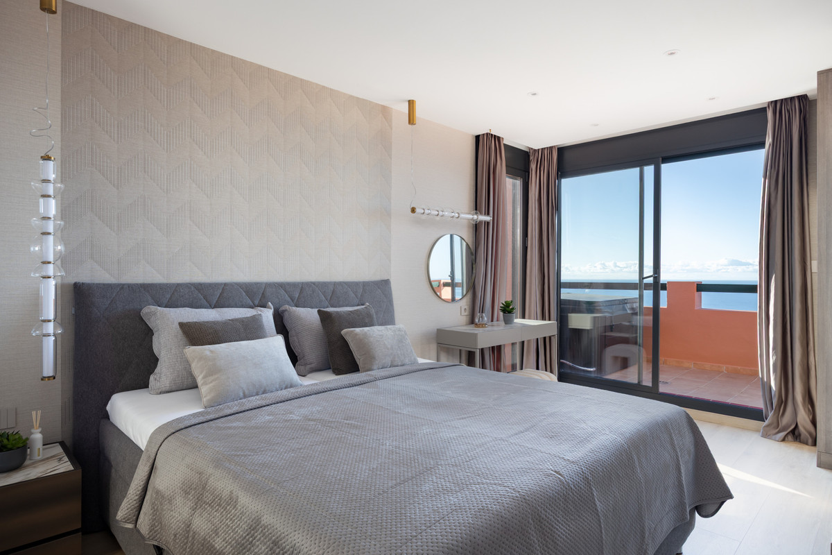 3 Bed Apartment for sale in Mijas Costa Del Sol, Málaga, Spain