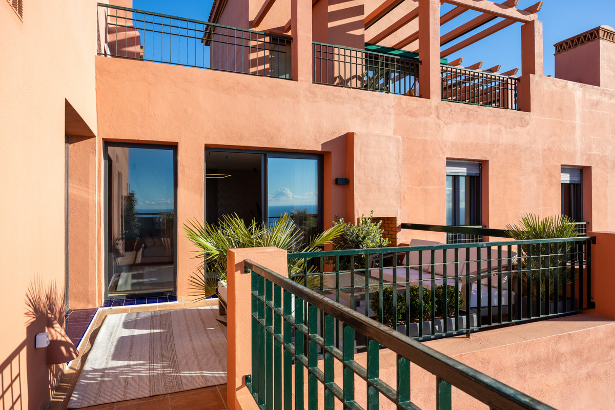 3 Bed Apartment for sale in Mijas Costa Del Sol, Málaga, Spain
