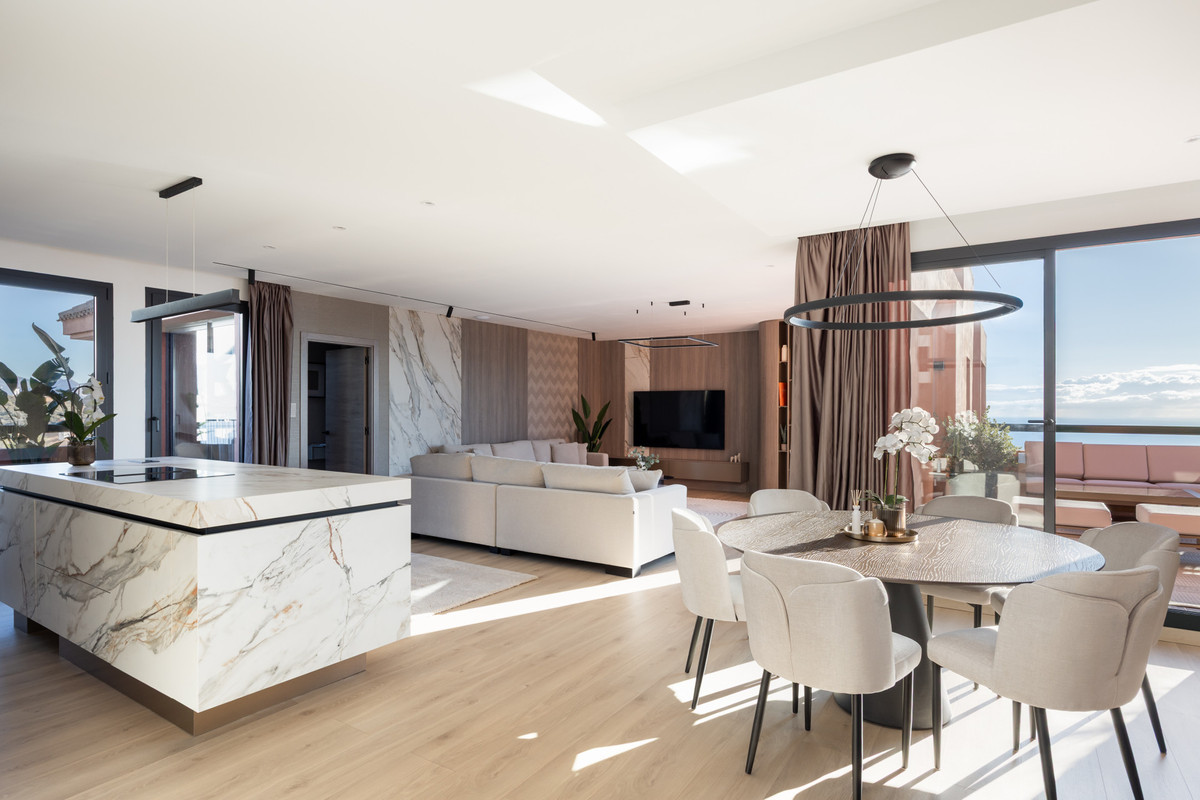 3 Bed Apartment for sale in Mijas Costa Del Sol, Málaga, Spain