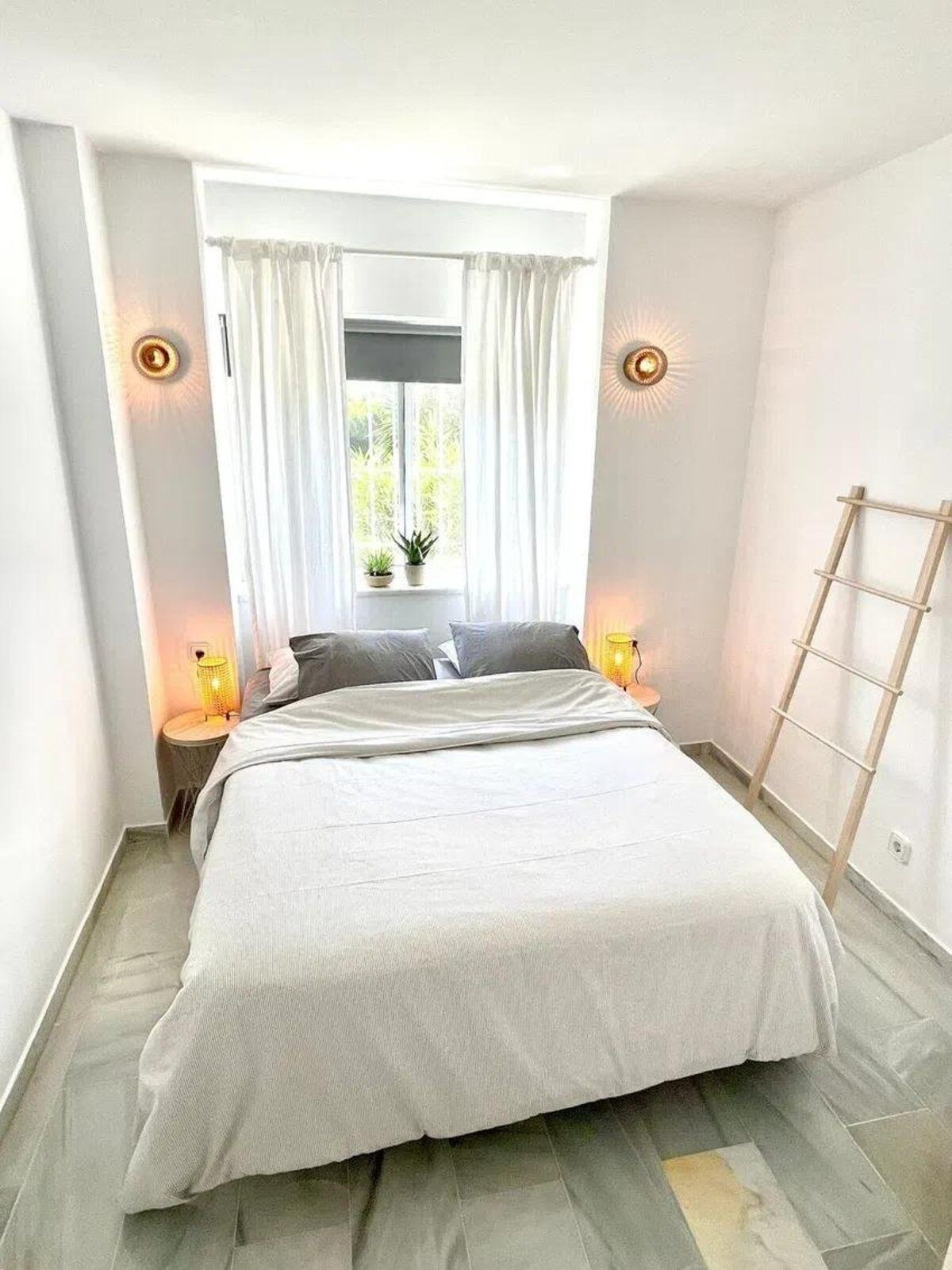 2 Bed Apartment for sale in Calahonda Costa Del Sol, Málaga, Spain