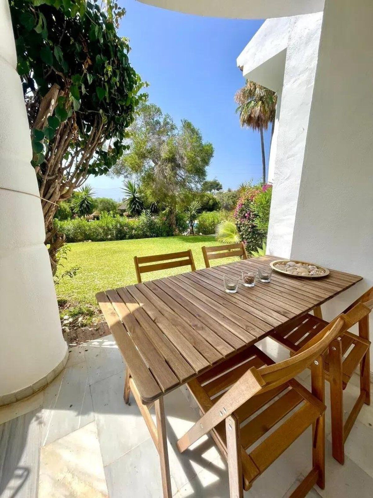 2 Bed Apartment for sale in Calahonda Costa Del Sol, Málaga, Spain