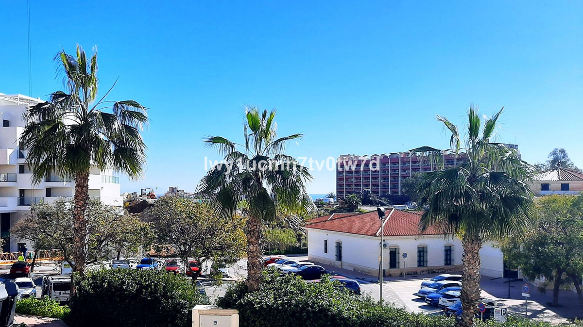 2 Bed Apartment for sale in Torrequebrada Costa Del Sol, Málaga, Spain