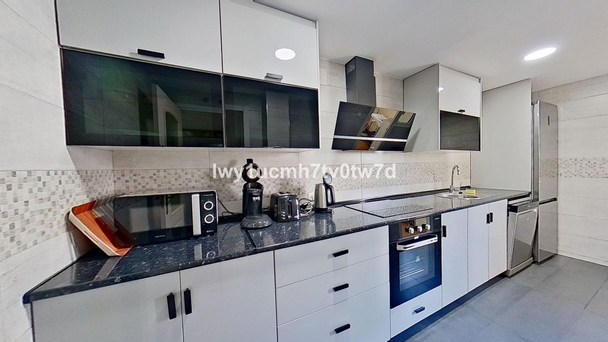 2 Bed Apartment for sale in Torrequebrada Costa Del Sol, Málaga, Spain