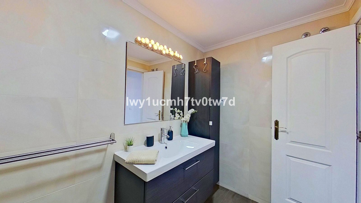 2 Bed Apartment for sale in Torrequebrada Costa Del Sol, Málaga, Spain