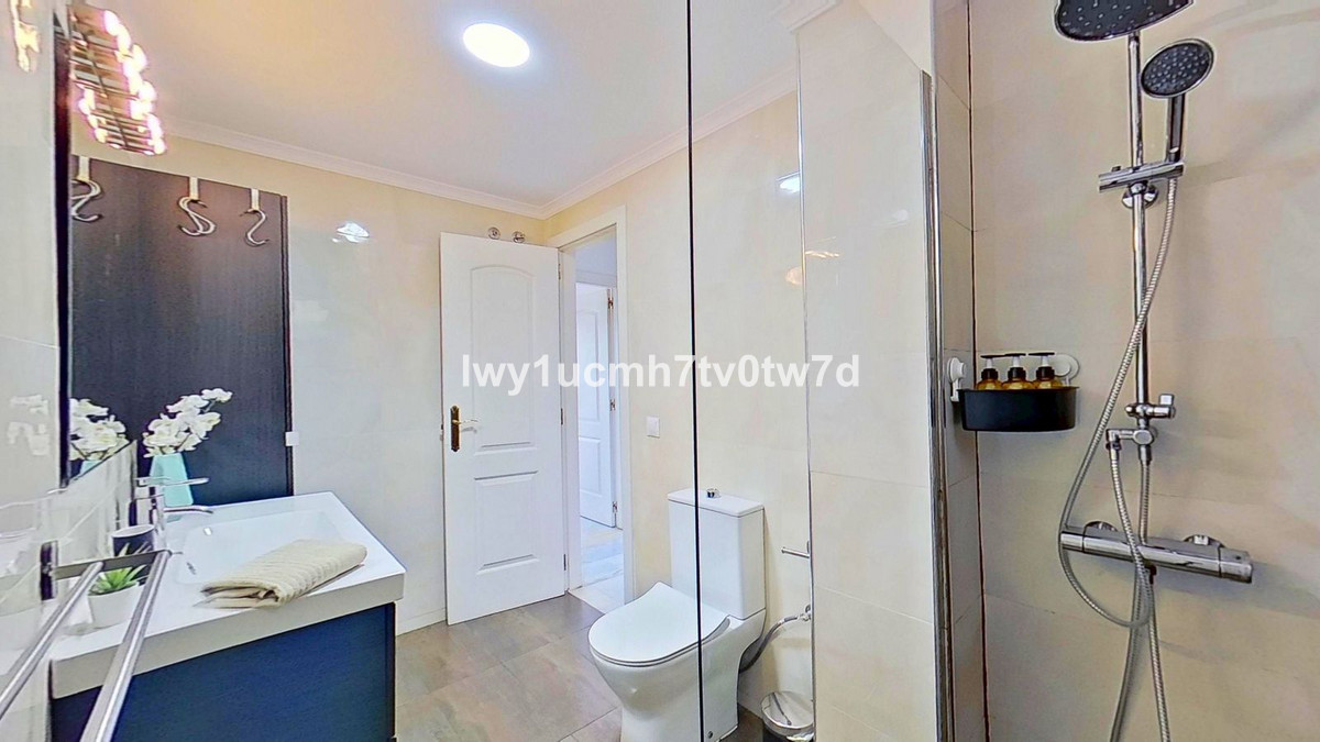 2 Bed Apartment for sale in Torrequebrada Costa Del Sol, Málaga, Spain