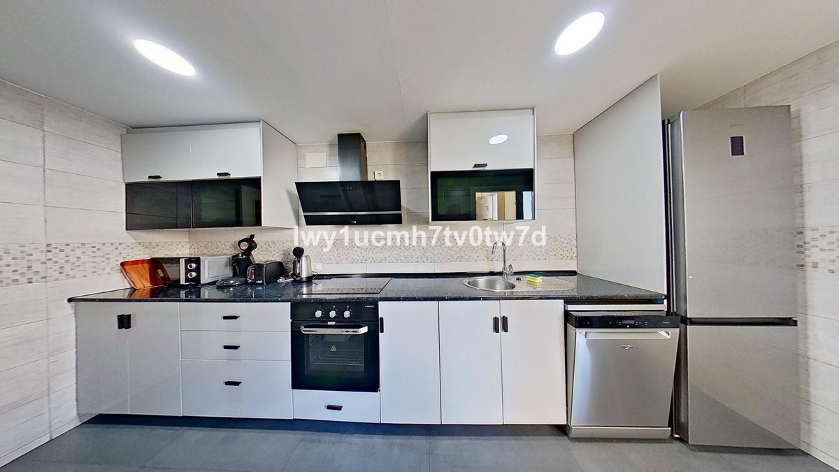 2 Bed Apartment for sale in Torrequebrada Costa Del Sol, Málaga, Spain