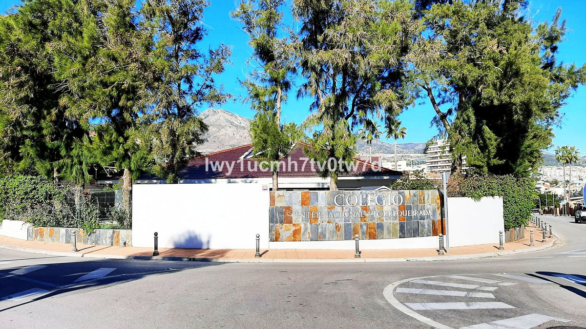 2 Bed Apartment for sale in Torrequebrada Costa Del Sol, Málaga, Spain