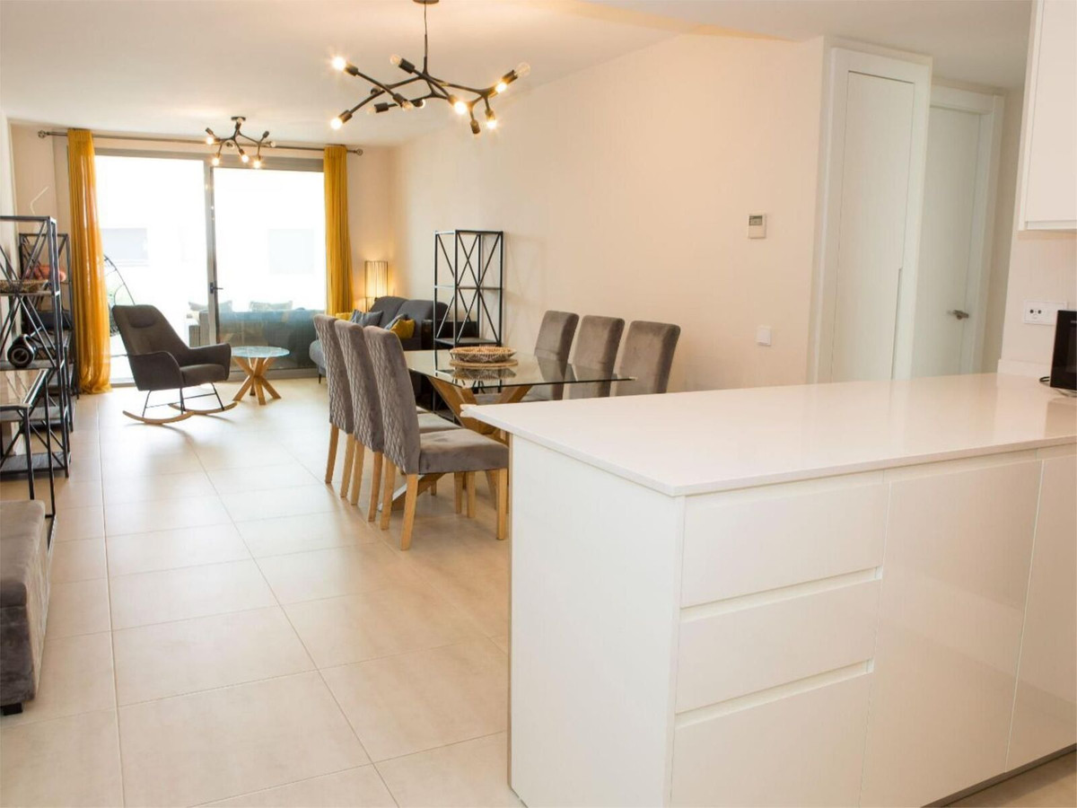Se vende Apartamento Planta Baja de 2 dormitorios en Costa Del Sol, Málaga, España