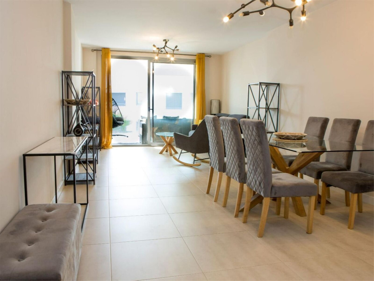 Se vende Apartamento Planta Baja de 2 dormitorios en Costa Del Sol, Málaga, España
