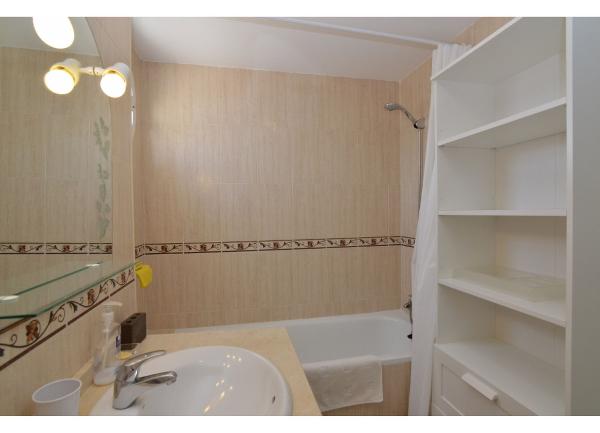 Se vende Ático de 2 dormitorios en Costa Del Sol, Málaga, España
