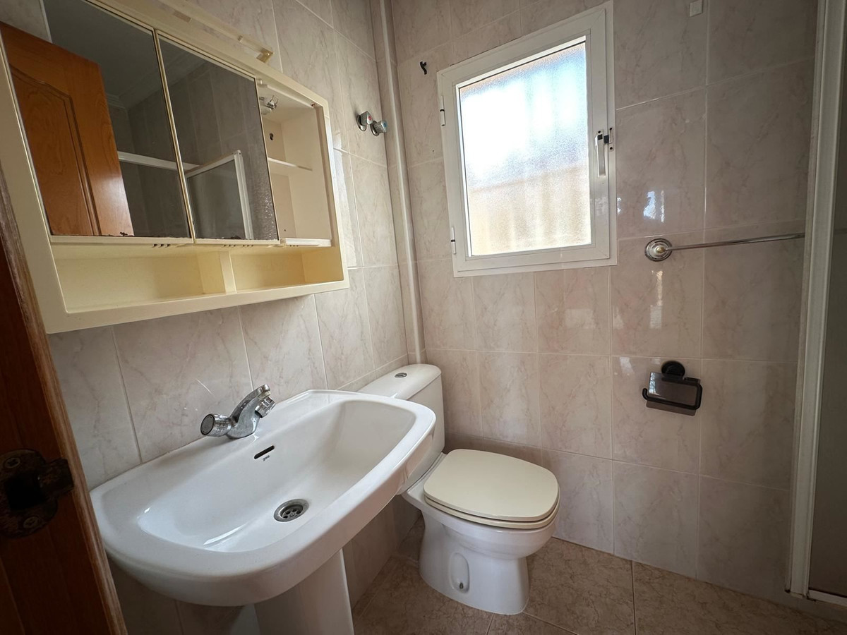 Se vende Adosada de 3 dormitorios en Costa Blanca, Alicante, España